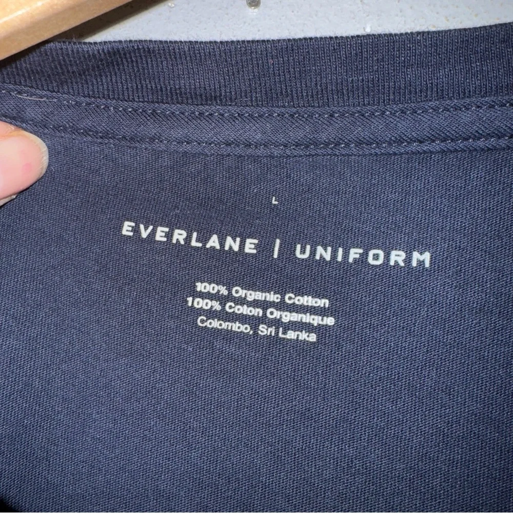 Everlane Men’s Large Uniform Navy Short‎ Sleeve T-shirt - Picture 3 of 3